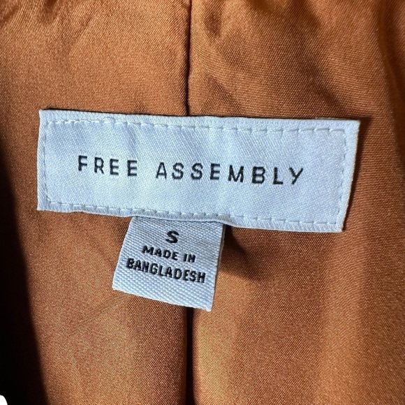 🔴 5 for $40 SALE!
Free Assembly Orange Corduroy Lined Front Pocket Blazer sz S - Picture 3 of 13